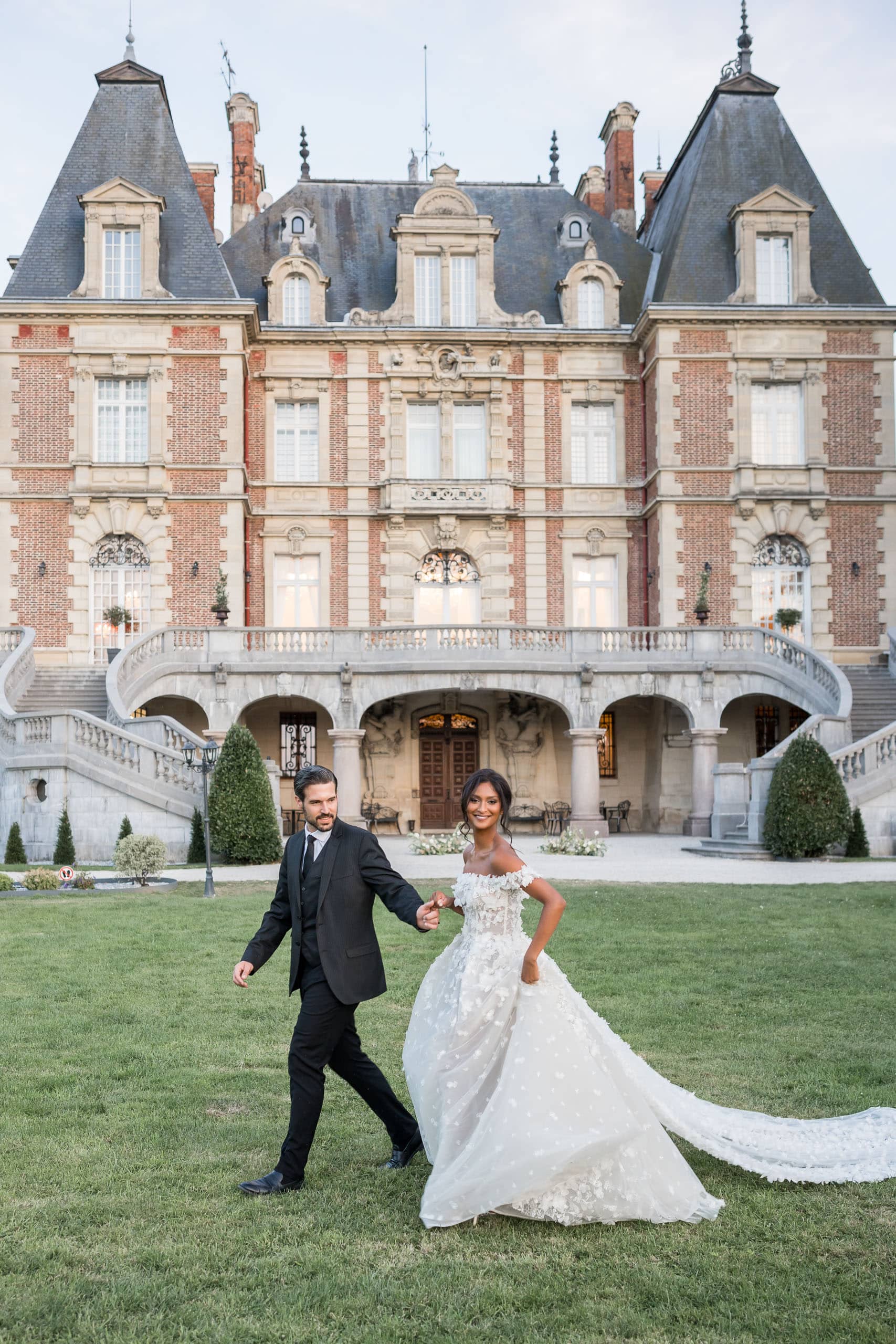 Photo by The Bennetts of wedding couple