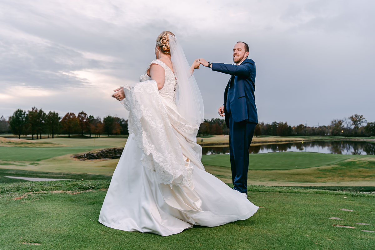 St. Louis Wedding Photographer Old Hickory Golf Club