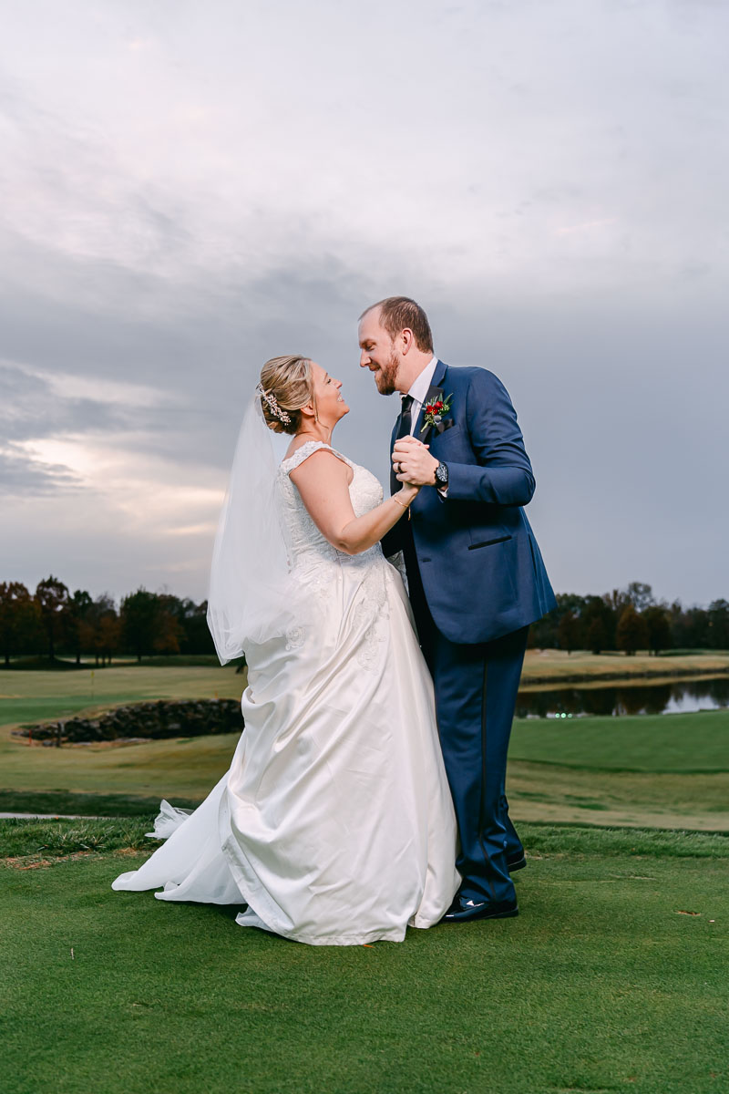 St. Louis Wedding Photographer Old Hickory Golf Club