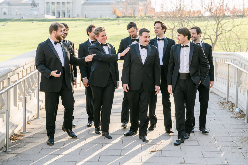 St Louis Forest Park Grand Basin fall wedding photo