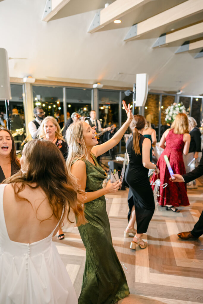 Courses at Forest Park golf course wedding reception with KC Flo band