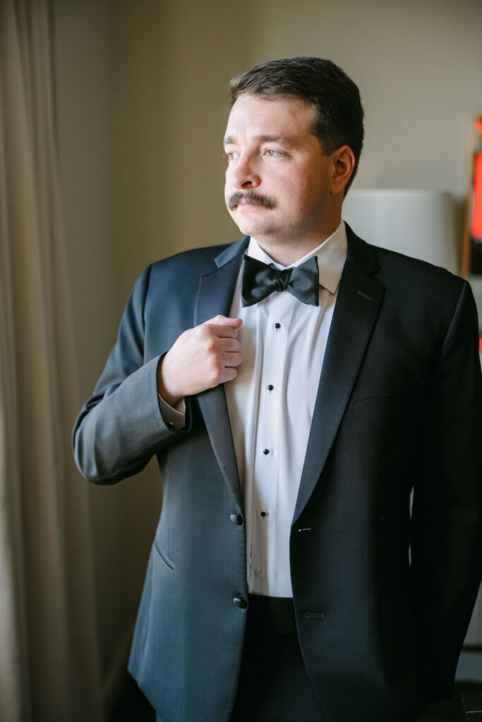 Chase park plaza st Louis groom getting ready