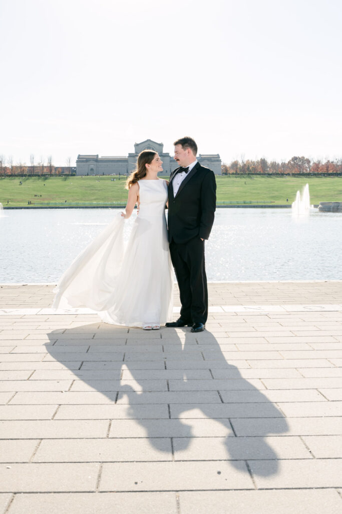 St Louis Forest Park Grand Basin wedding photo