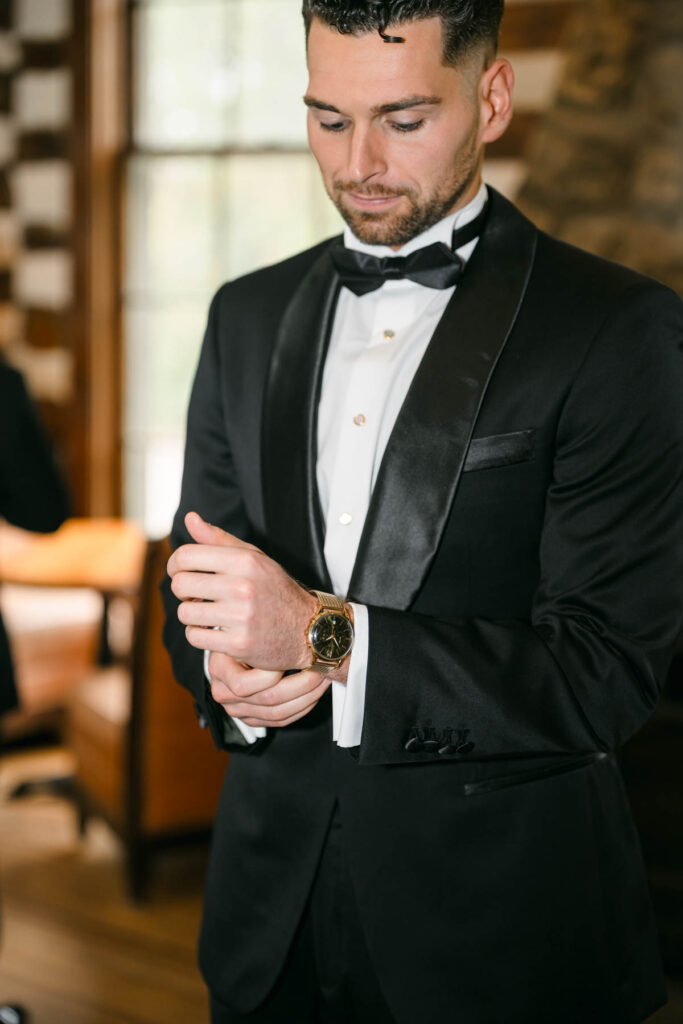 Photo by The Bennetts of wedding couple