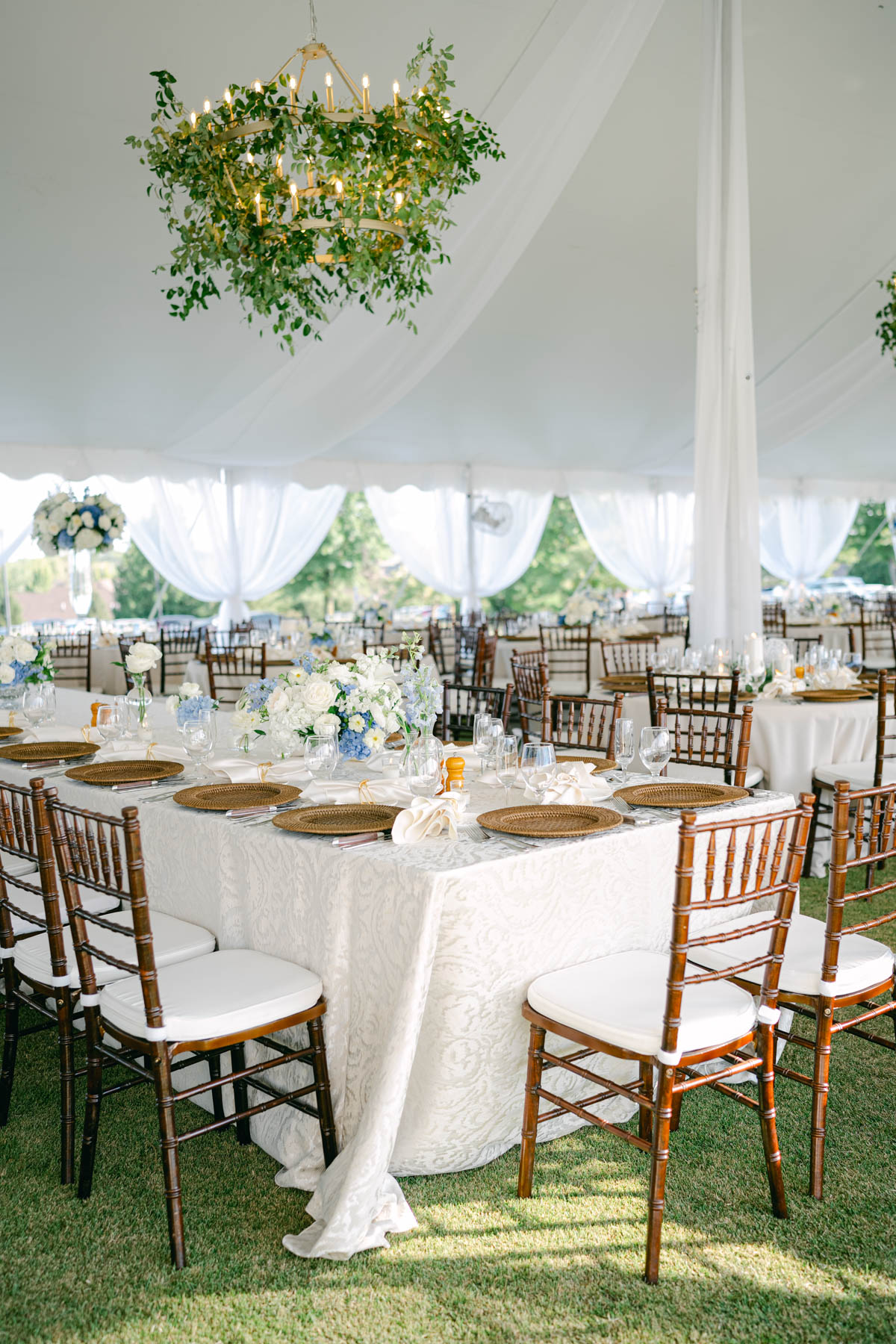 Photo by The Bennetts of wedding couple