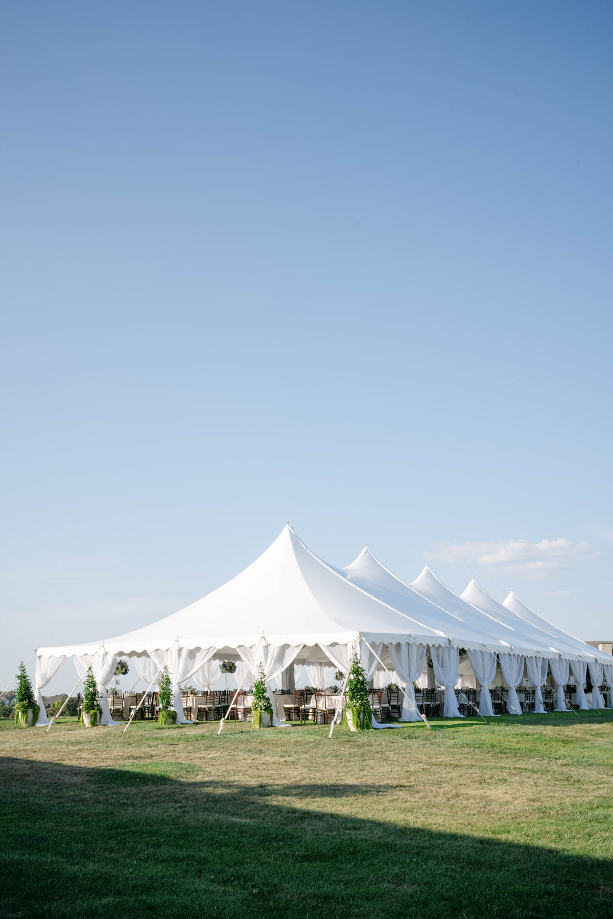 Photo by The Bennetts of wedding couple