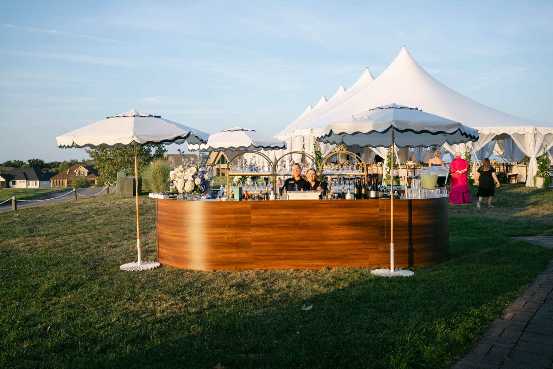 Photo by The Bennetts of wedding couple